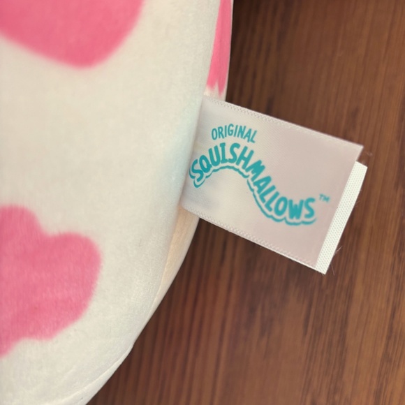 NWT Squishmallows 11" OG Evangelica the Cow US Exclusive - Picture 8 of 8